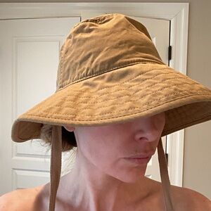 J crew bucket hat 100% cotton